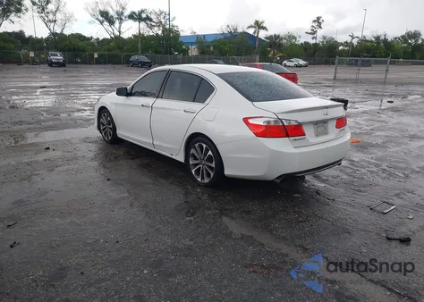 2015 Honda Accord Sport z USA, uszkodzony, nr VIN 1HGCR2F51FA273549